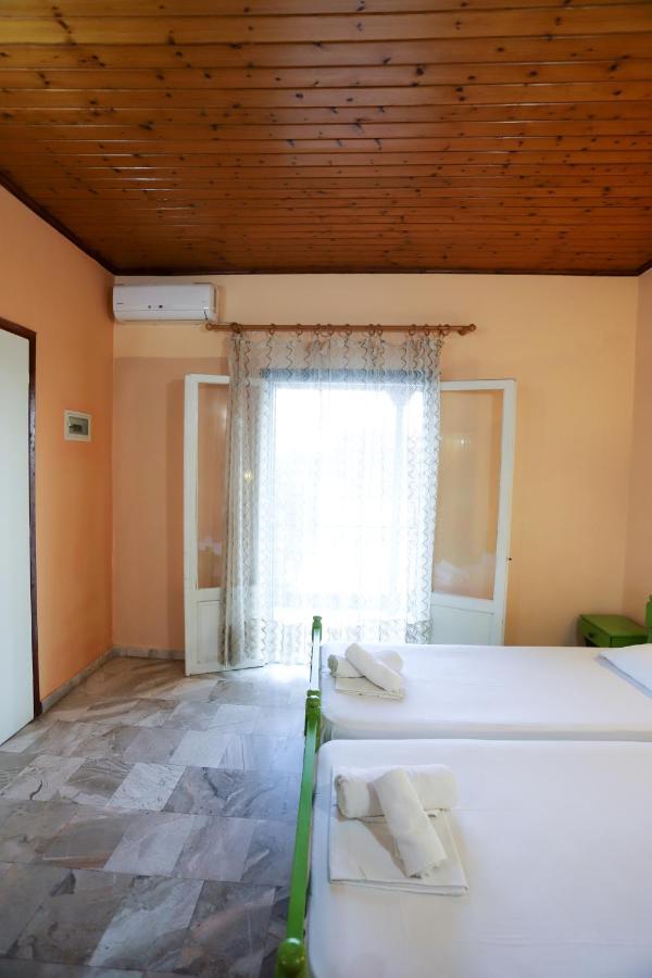 Cosy Budget Rooms To Rent In Ipsos Corfu Εξωτερικό φωτογραφία